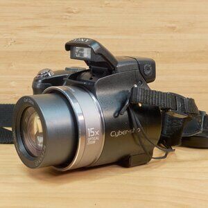 Sony Cybershot DSC-H7 8.1MP Digital Camera, 15x Optical Zoom, Made in Japan
